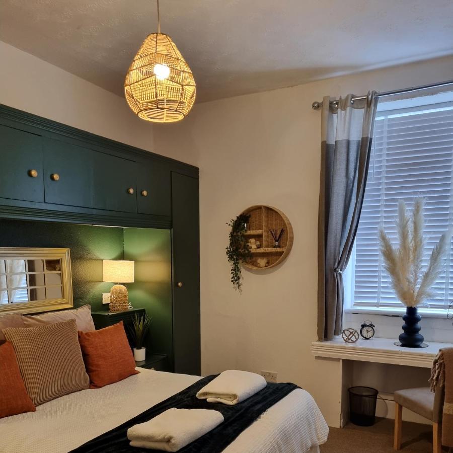 Inverness City Centre Flat Bagian luar foto