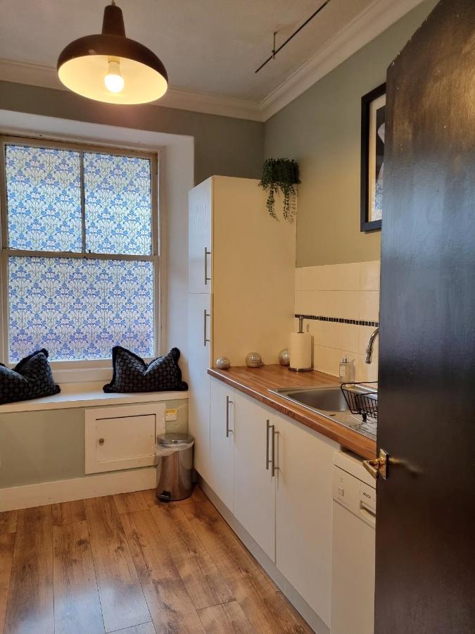 Inverness City Centre Flat Bagian luar foto
