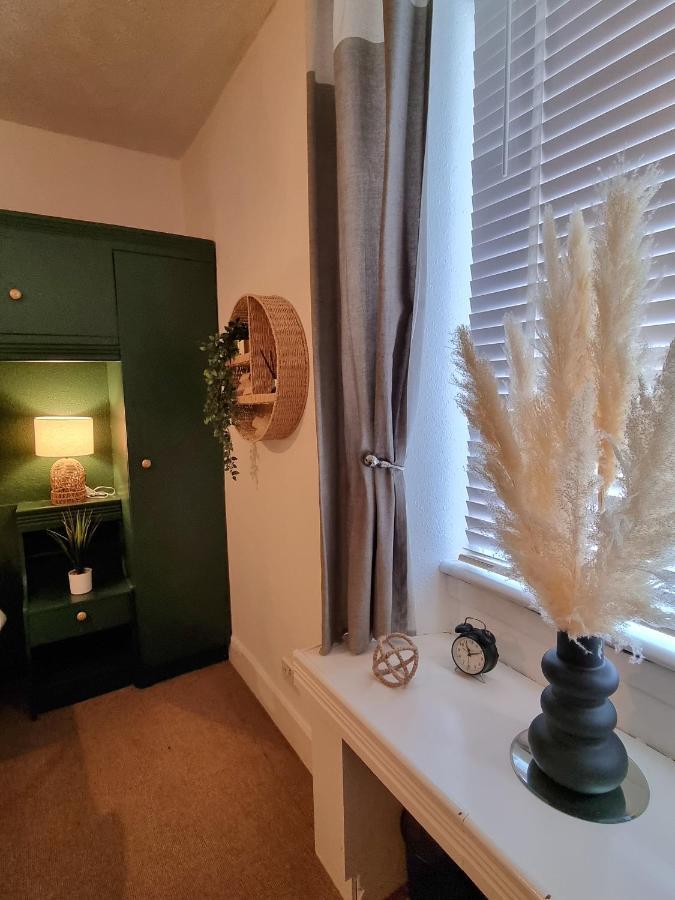 Inverness City Centre Flat Bagian luar foto
