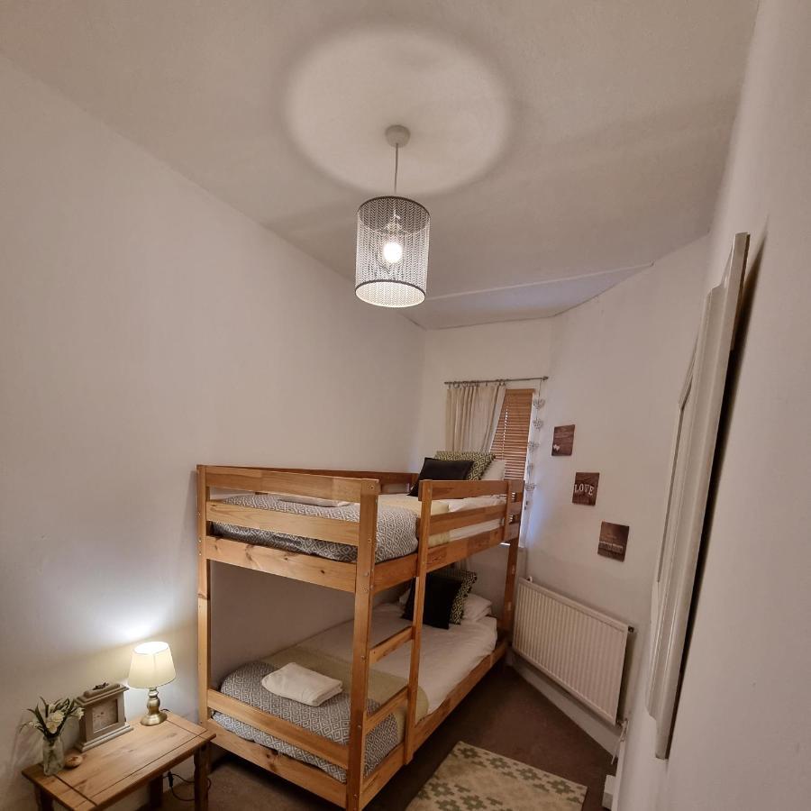 Inverness City Centre Flat Bagian luar foto